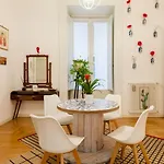Museum Luxury Bed & Breakfast 4*
