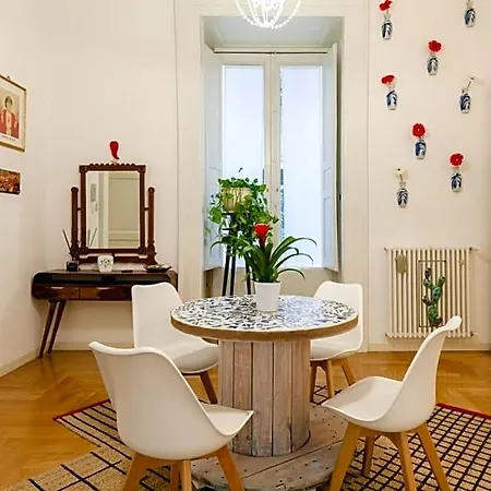 Museum Luxury Bed & Breakfast Napels