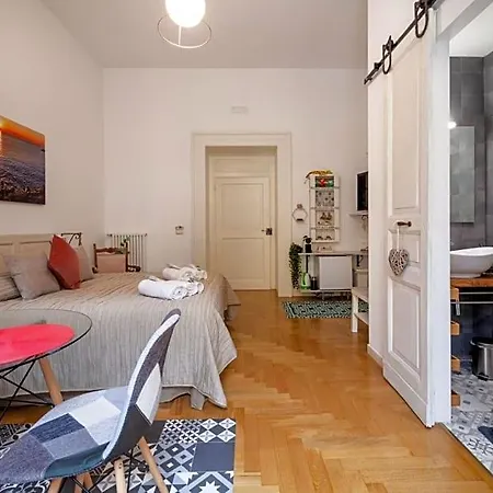 Museum Luxury Bed & Breakfast